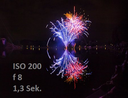 Feuerwerksfoto am Olypiasee Mnchen zum Musiksommer